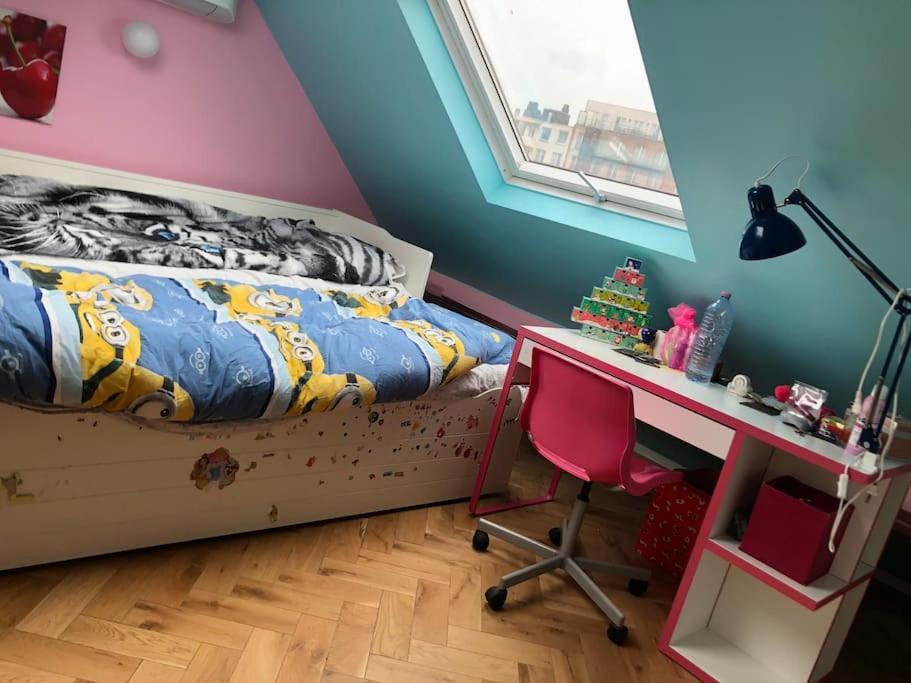 Stay In Maison De Metre In Etterbeek Bruxelles Extérieur photo