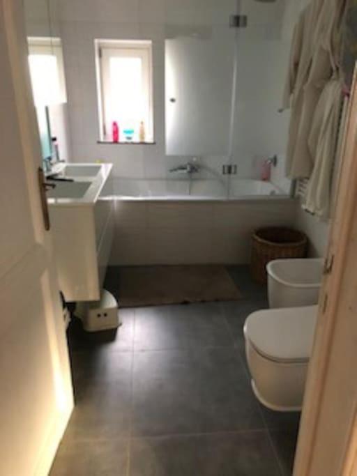 Stay In Maison De Metre In Etterbeek Bruxelles Extérieur photo